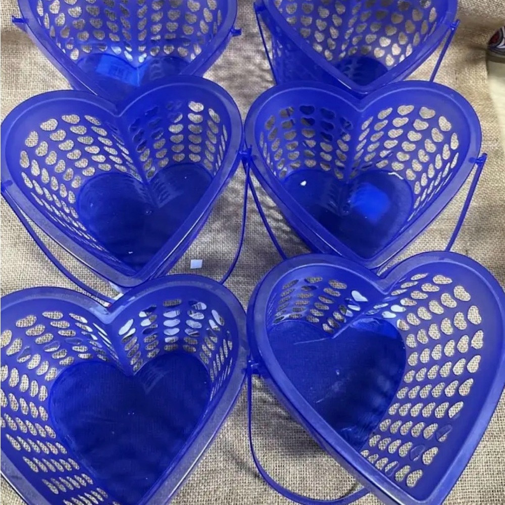 Valentines Day Blue Heart-Shaped Decorative Basket
